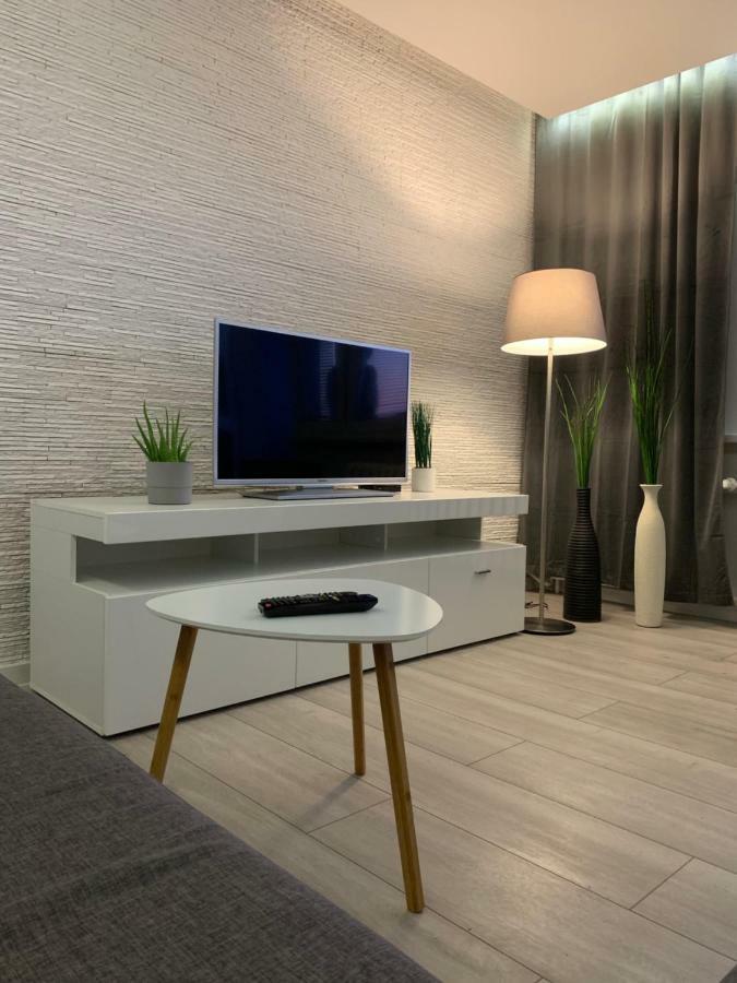 Апартаменты Apartament Zelazna 11 Торунь Экстерьер фото